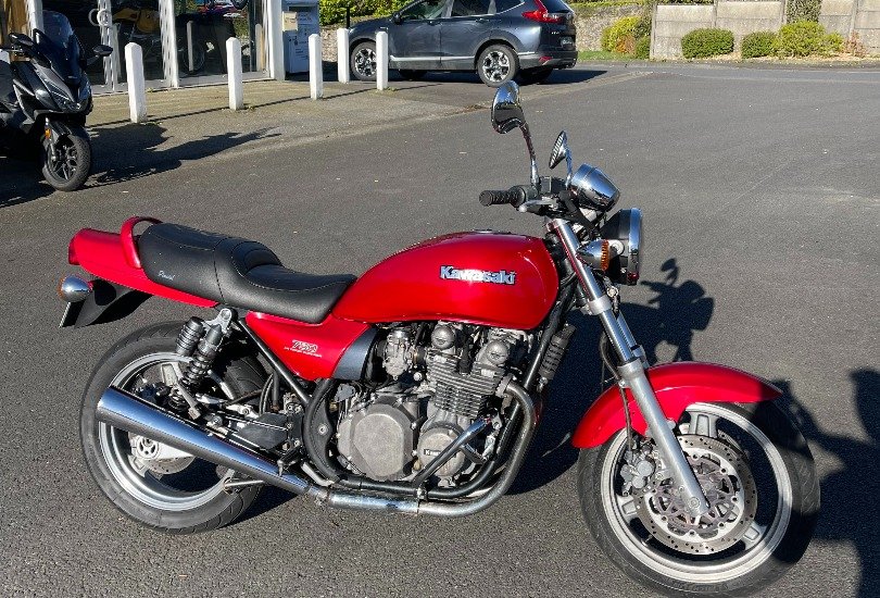 Zephyr 750 GENERATION MOTOS  DOMFRONT 