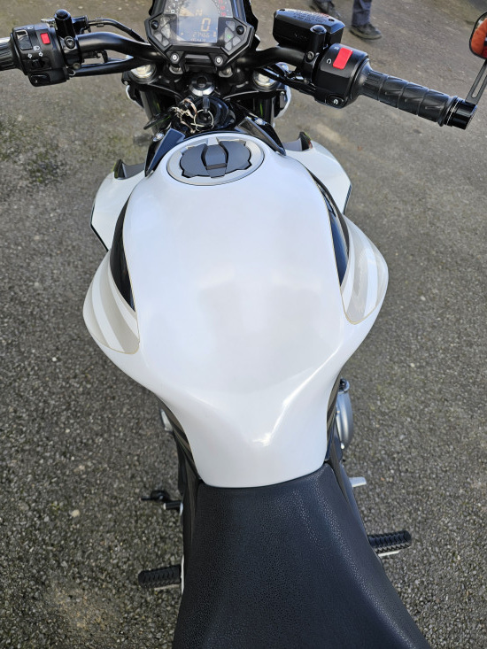 KAWAZAKI Z650 ABS - DOMFRONT